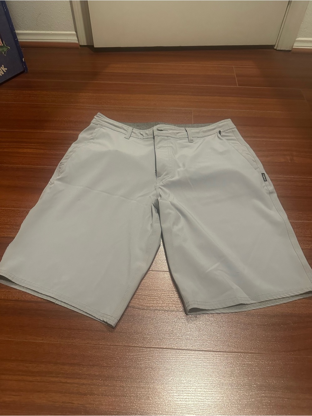 O'Neill Men's Light Gray Performance Flat Front Shorts